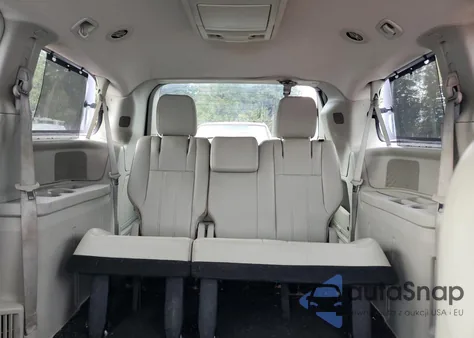 2013 Chrysler Town & Country Touring из США, поврежденный, VIN 2C4RC1BGXDR540496